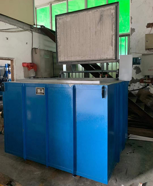 臺州75KW長方形退火爐調試完成